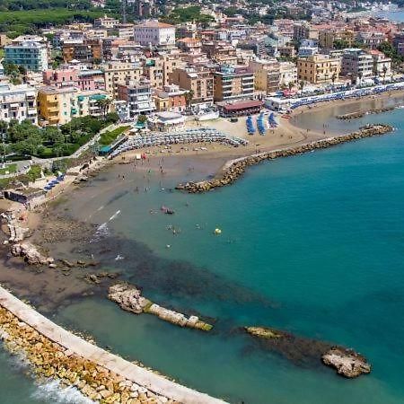 Happyhouse Anzio Exterior foto